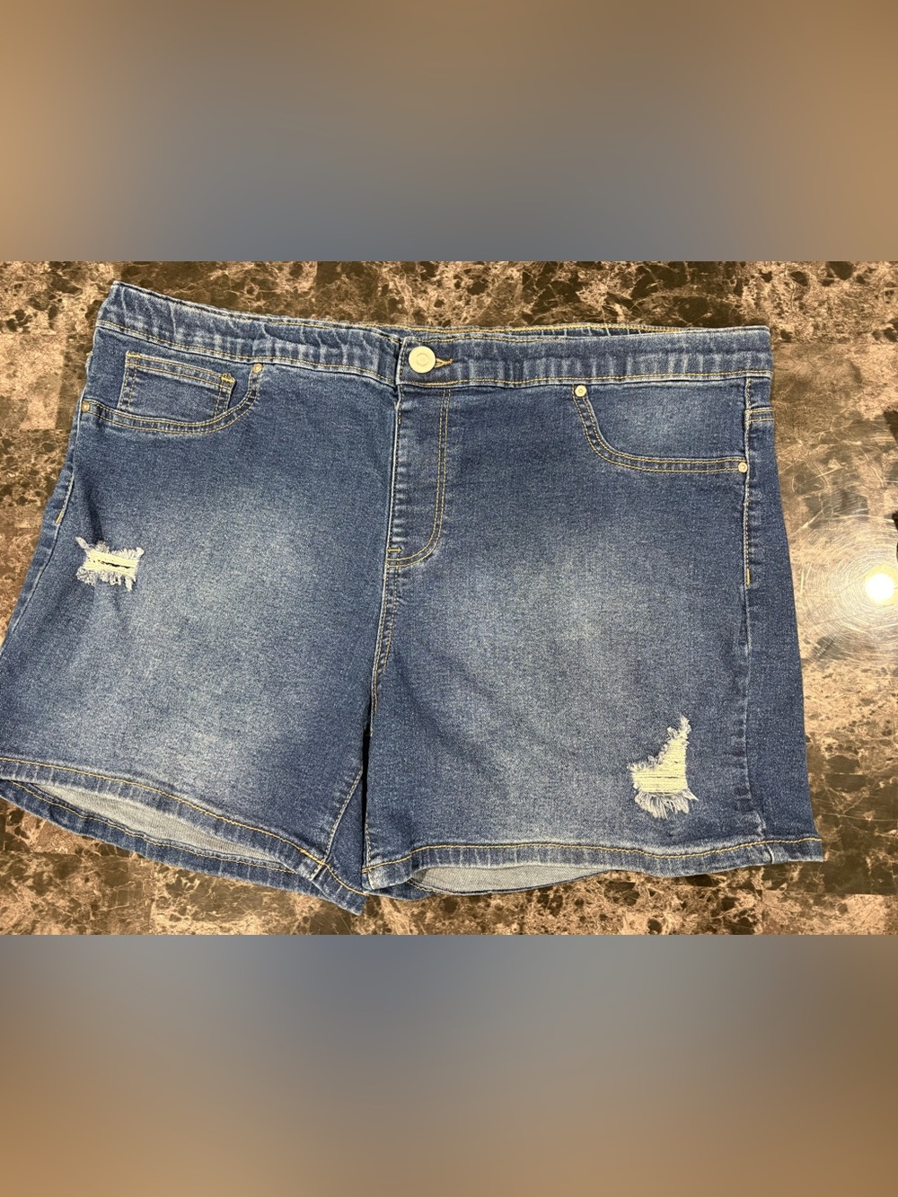 Just Be... Distressed Denim Pull-On Shorts XL